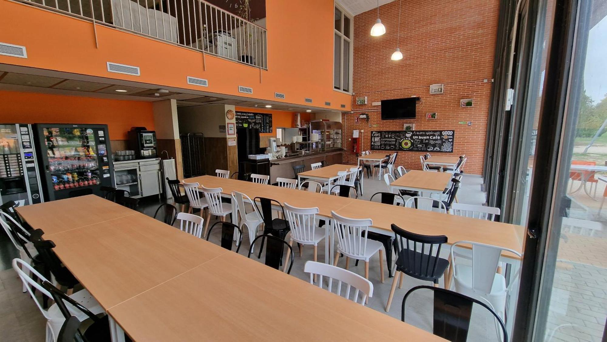Residencia Universitaria Resa Giner De Los Rios Αλκαλά ντε Ενάρες Εξωτερικό φωτογραφία